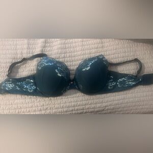 Victoria's Secret Floral Lace Bra in Teal